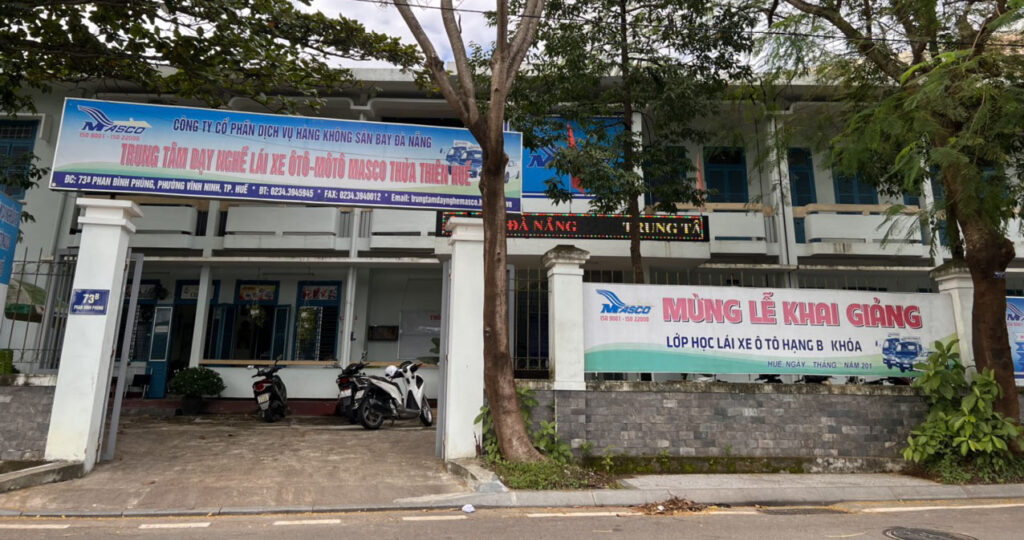 Trung tâm dạy lái ôtô Huế
