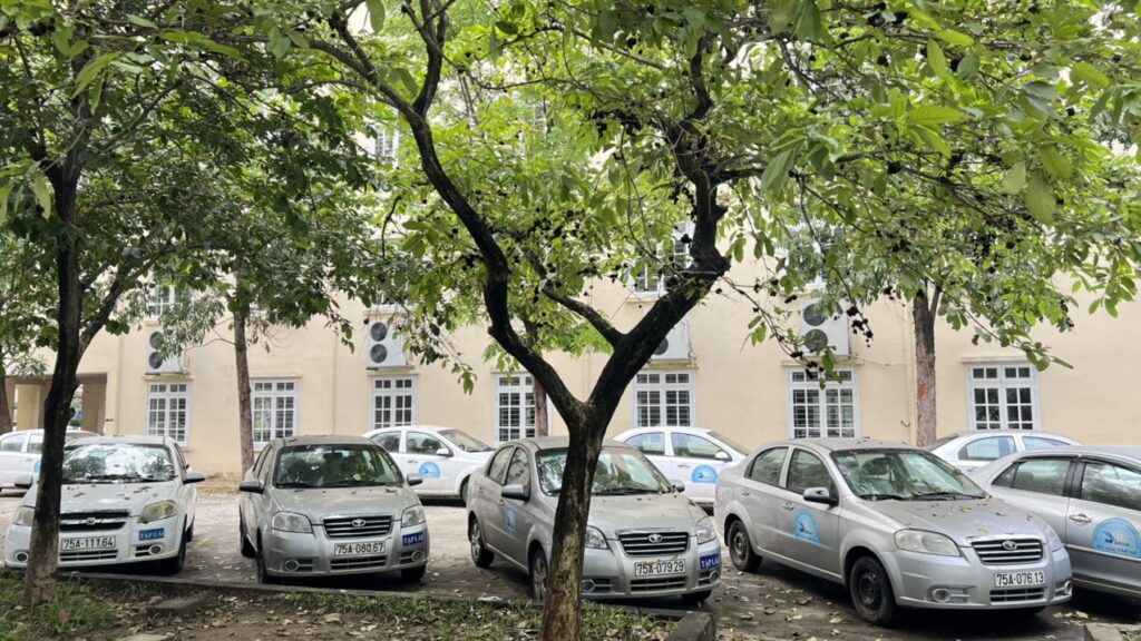 học lái xe ô tô giá rẻ tại huế